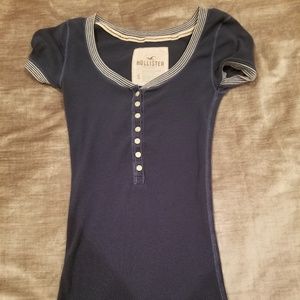 Navy blue Hollister top